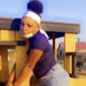 Meet your Posher, Jamona